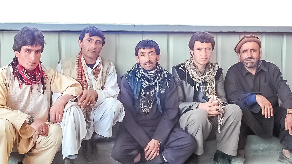 afghan border market ishkashim