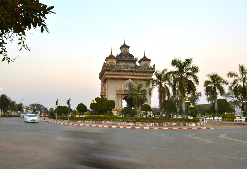 Patuxai Arch, Vientiane