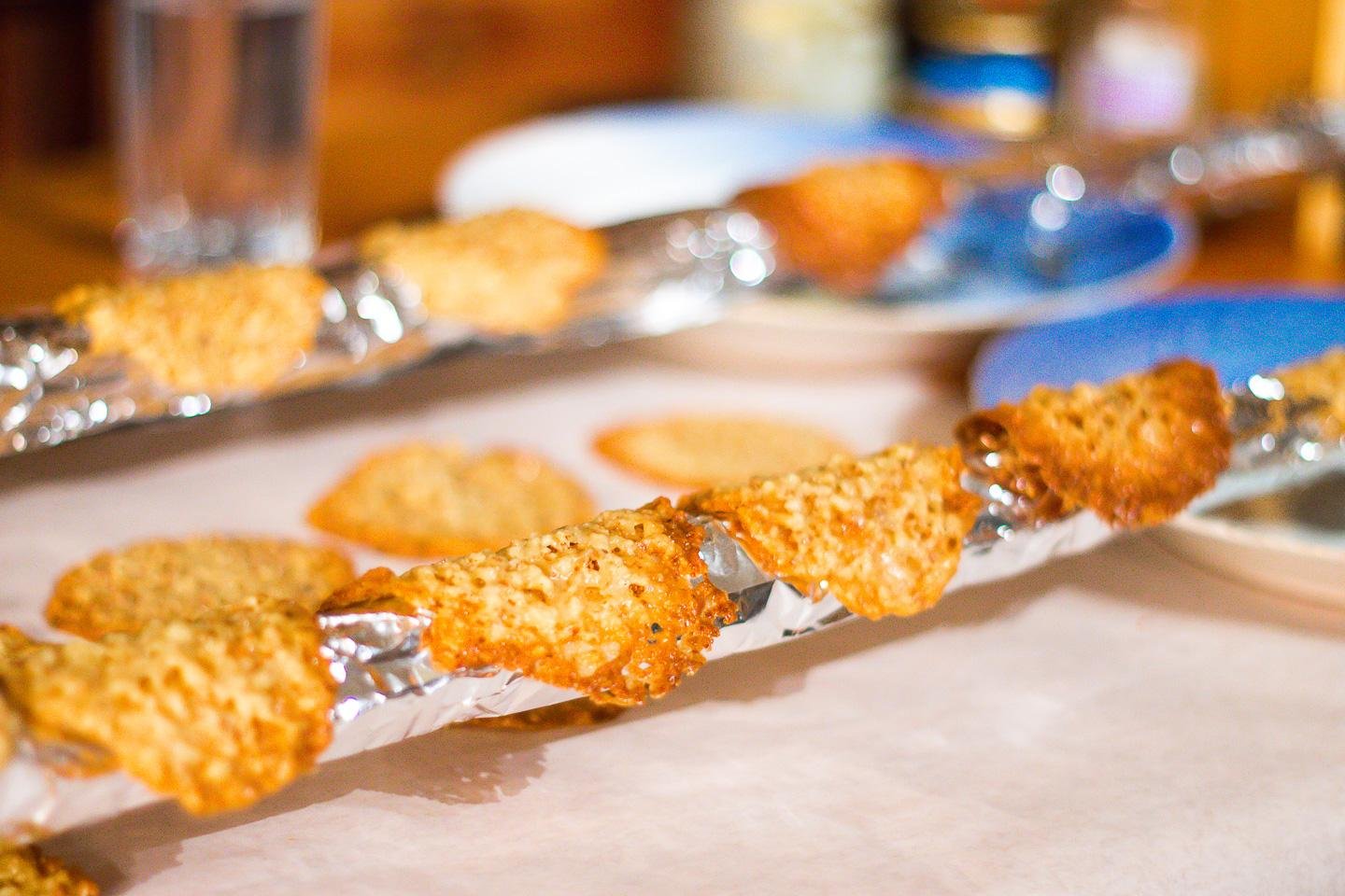 Norwegian almond lace cookies