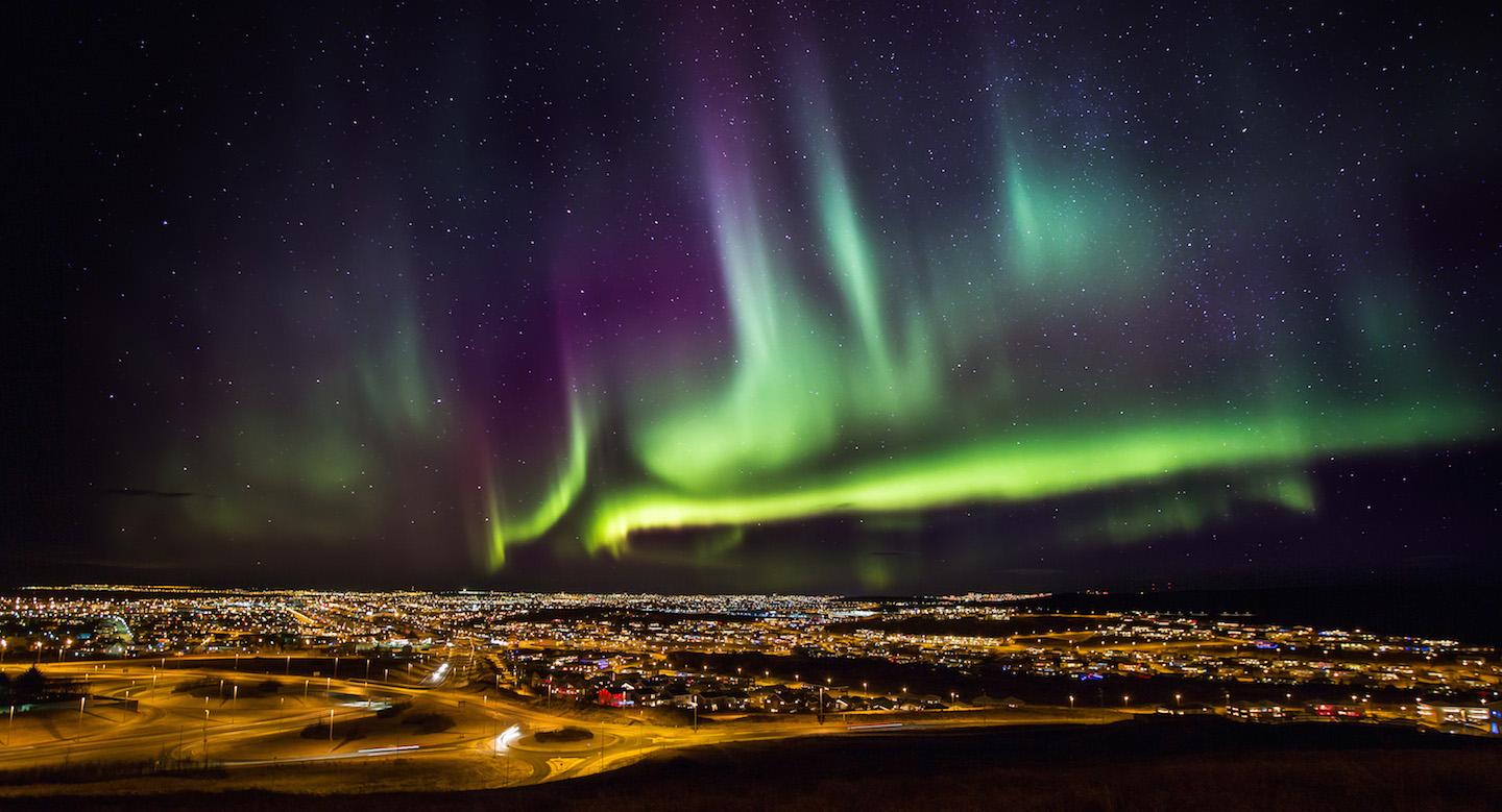 hofudborgarsvaedid northern lights iceland