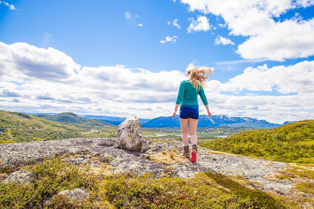 hiking hardangervidda norway