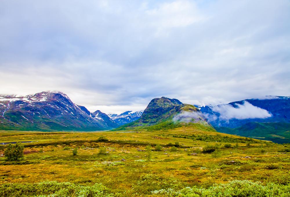 jotunheimen national park road 51 norway