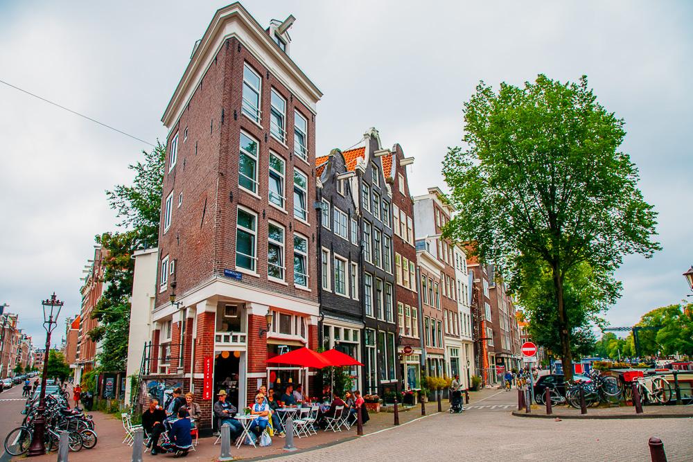 weekend amsterdam travel