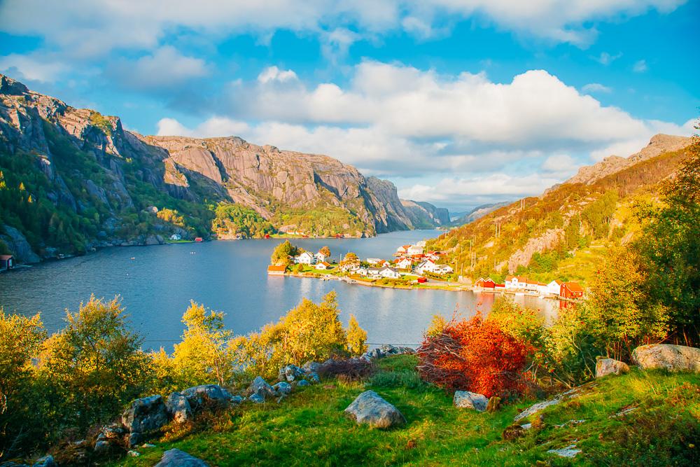 Roligheten, Ana-Sira, Norway