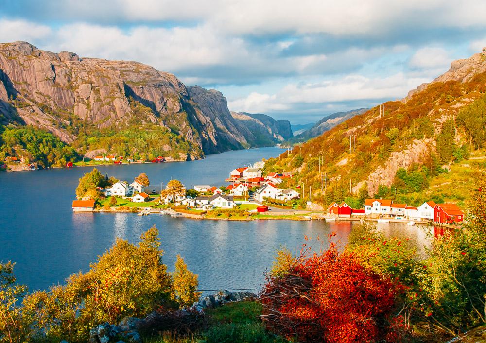 Roligheten, Ana-Sira, Norway