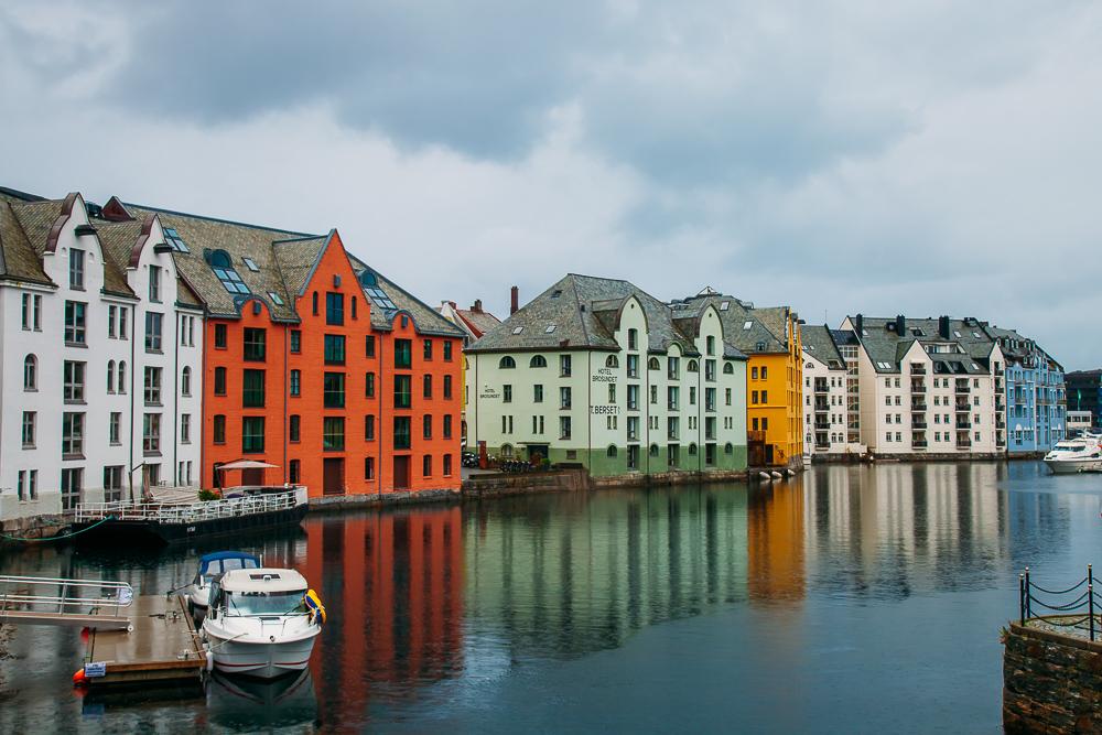 ålesund city center art nouveau architecture