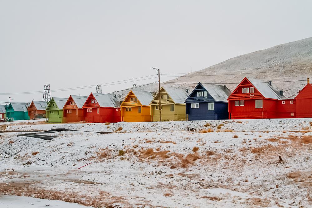 visiting svalbard arctic norway houses
