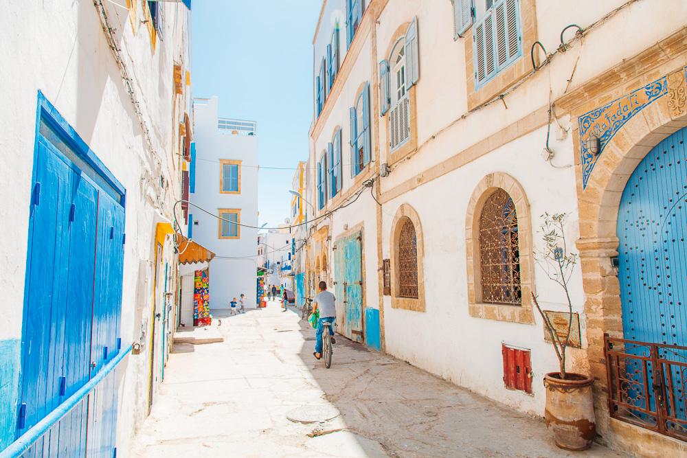 essaouira morocco medina market