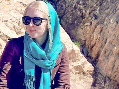 backpacking iran solo female travel