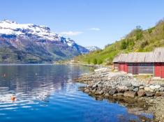 hardangerfjord norway