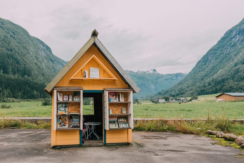 fjærland book town sognefjord Norway