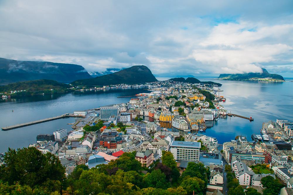 21 Things to Do in Ålesund, Norway The Most Beautiful Fjord City