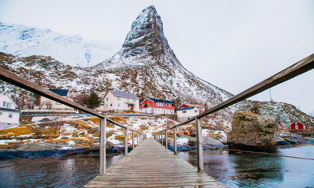 reine bridge winter snow lofoten