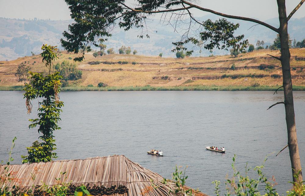 lake bunyoni uganda