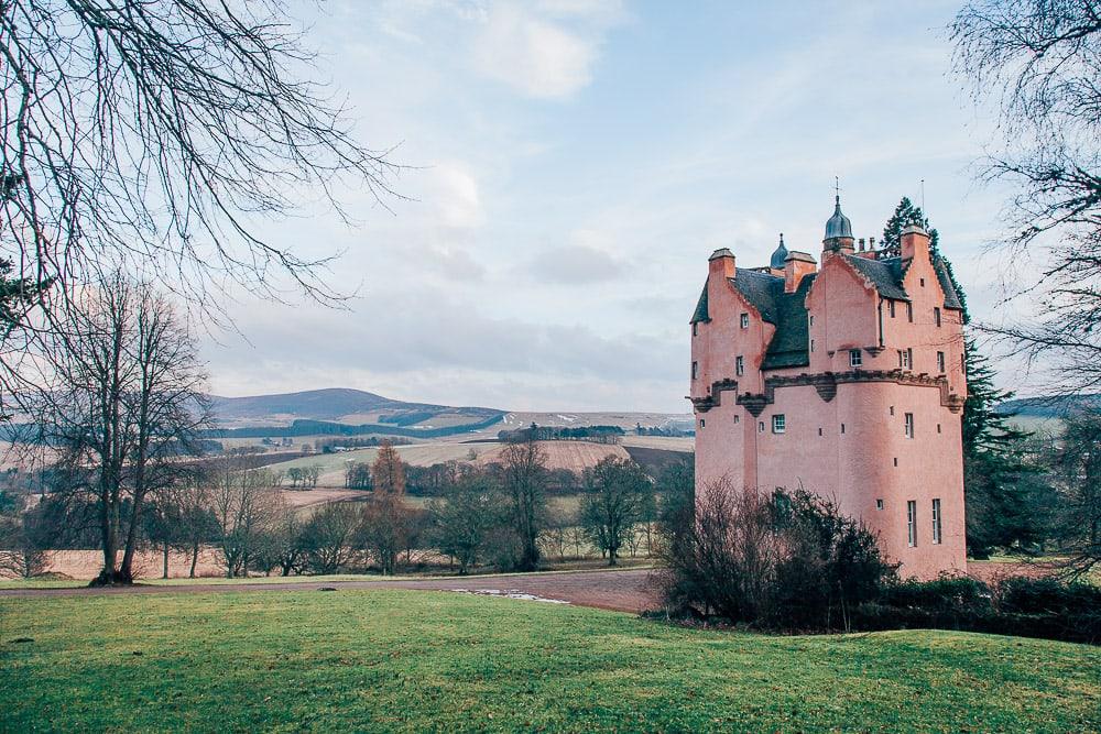 cragievar castle pink castle aberdeenshire scotland