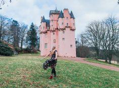 cragievar castle pink castle aberdeenshire scotland