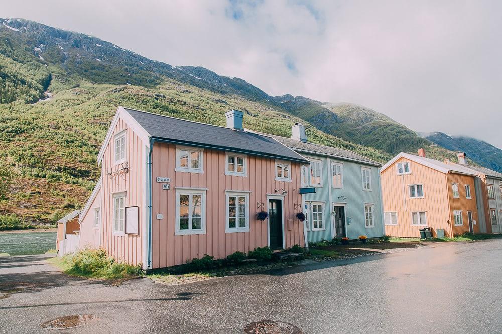 sjøgata mosjøen in june in norway