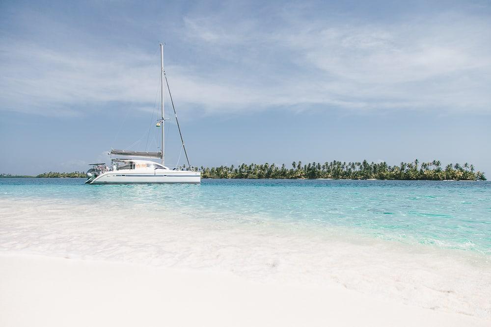 viaje en catamarán por las islas de san blas panamá