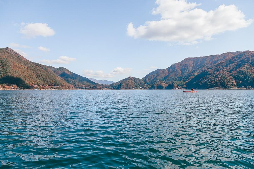 canoeing fuji saiko lake pica camping japan