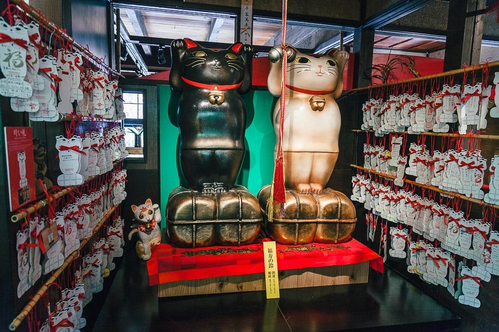 Manekineko museum okayama japan