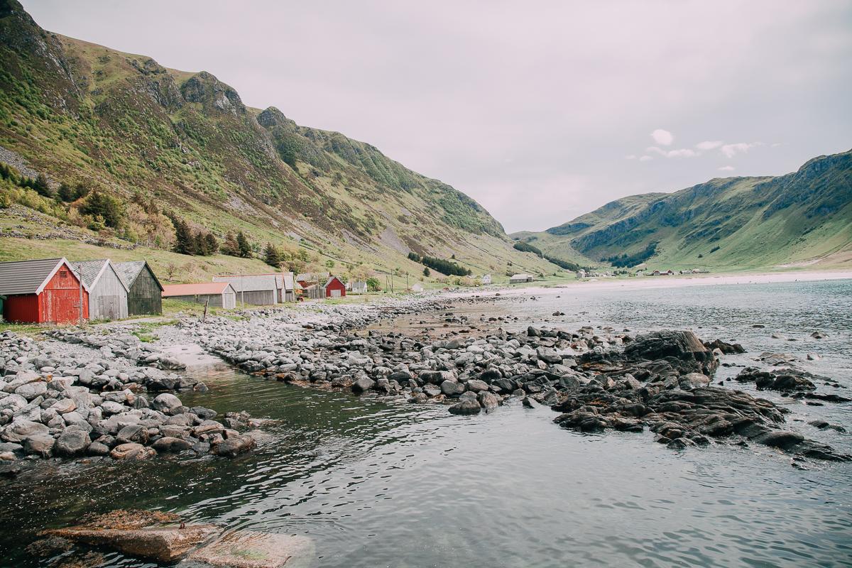 hoddevik beach surfing in norway