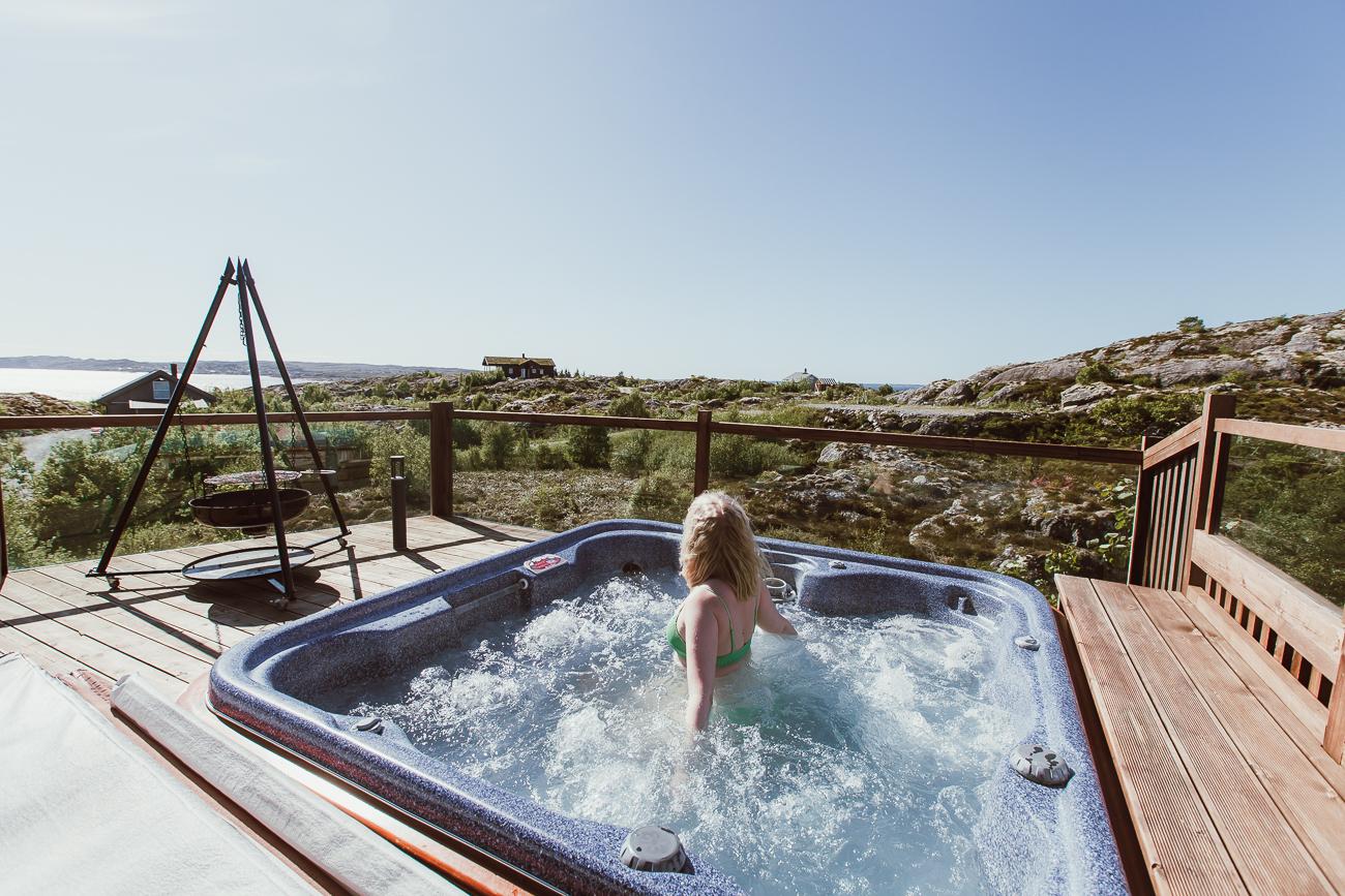 hitra airbnb jacuzzi Norway