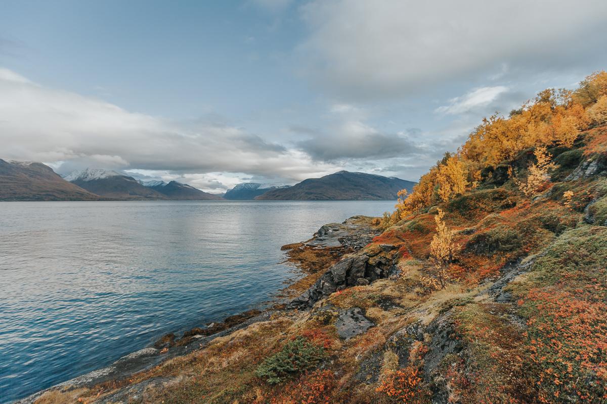 lyngenfjord accommodation lyngen norway