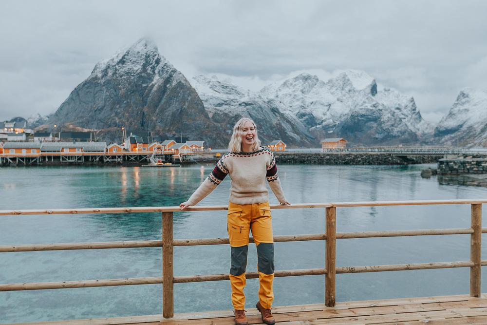 sakrisøy lofoten in december