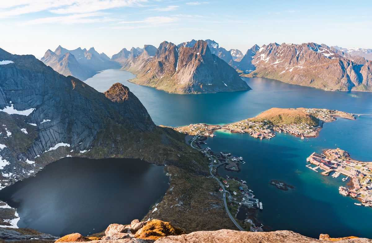 reinebringen hike lofoten norway