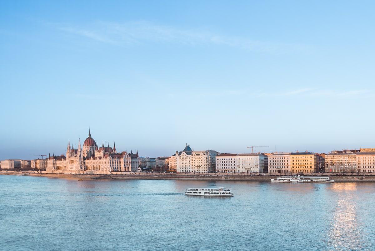 budapest parliament