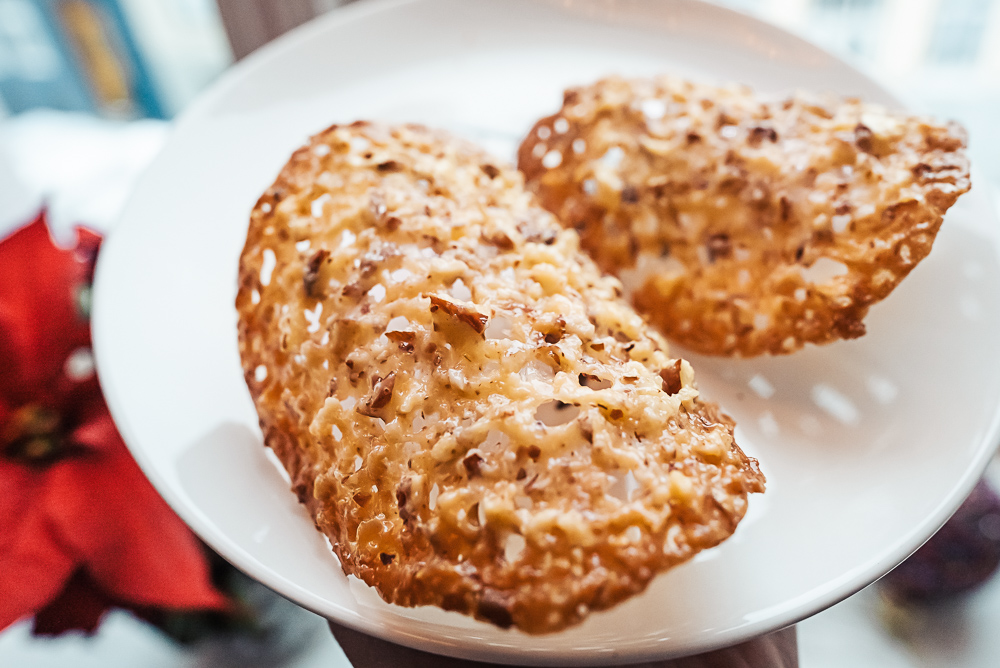 almond lace cookies