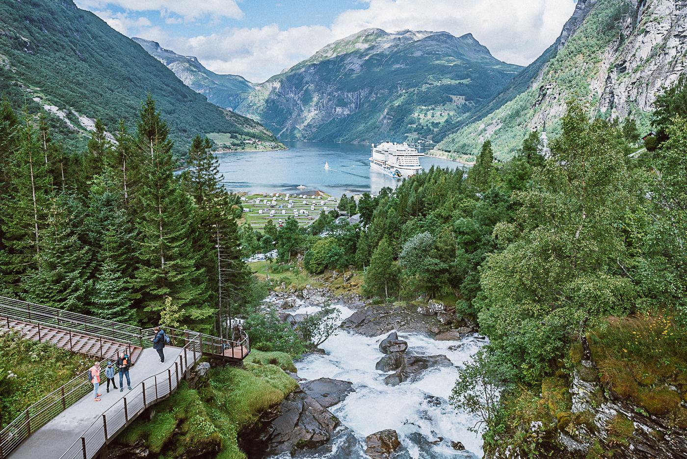 waterfall walk geiranger norway